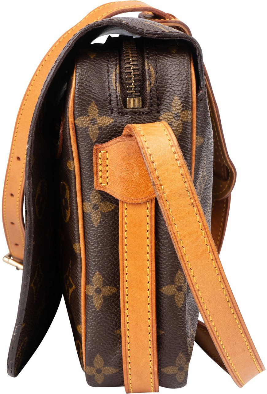 Louis Vuitton Louis Vuitton Canvas Monogram Saint Germain GM Crossbody Bag Bruin