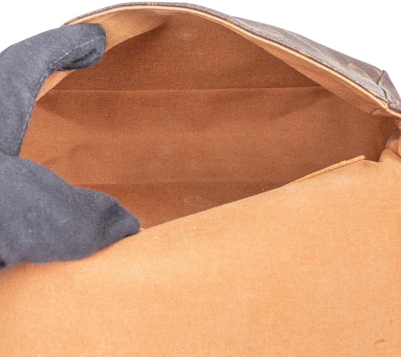 Louis Vuitton Louis Vuitton Canvas Monogram Looping PM Handbag Bruin