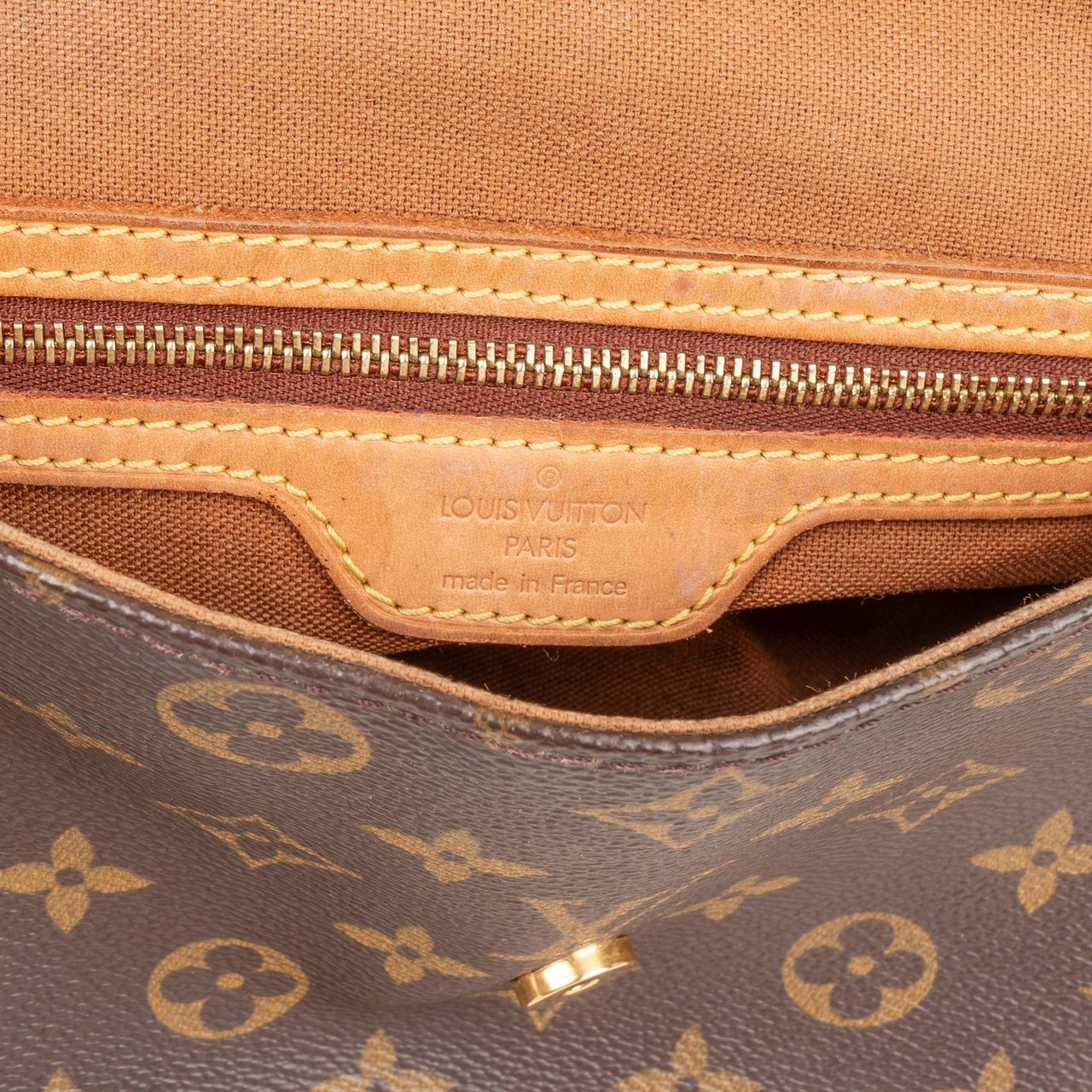 Louis Vuitton Louis Vuitton Canvas Monogram Looping PM Handbag Bruin