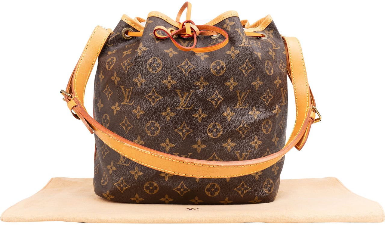 Louis Vuitton Louis Vuitton Canvas Monogram Sac Noe Petit Shoulder Bag Bruin