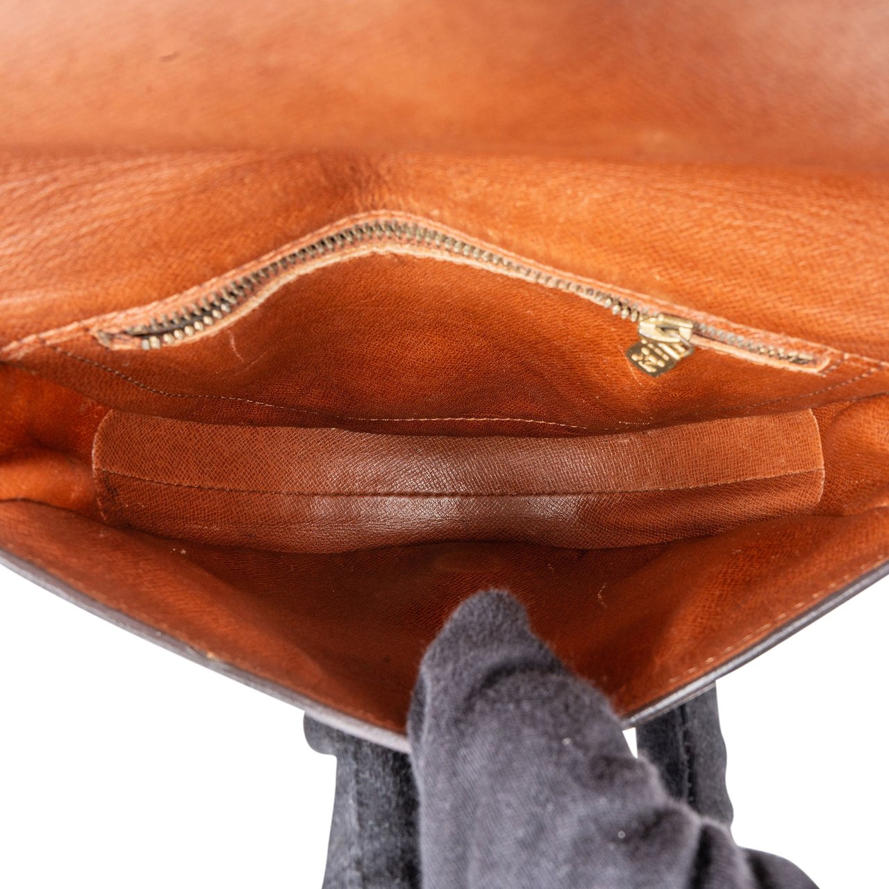 Louis Vuitton Louis Vuitton Canvas Monogram Chantilly PM Crossbody Bag Bruin