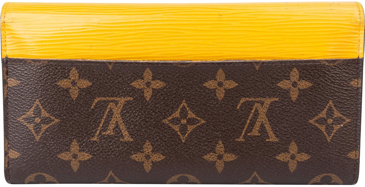 Louis Vuitton Canvas Epi Monogram Marie Lou Wallet Bruin