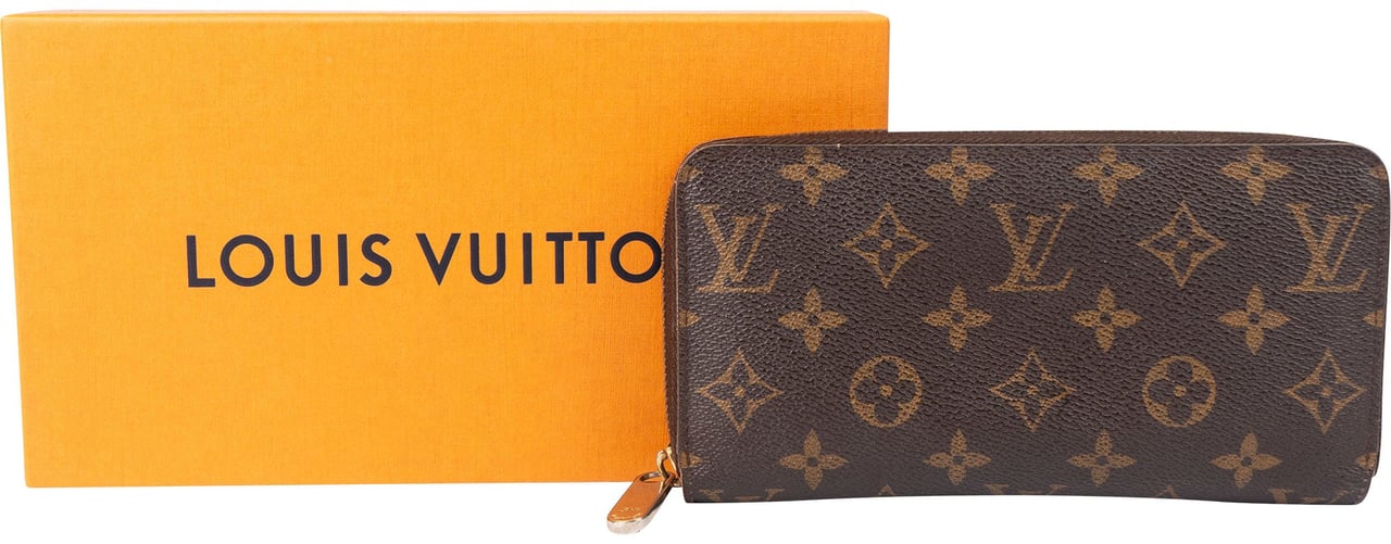 Louis Vuitton Canvas Monogram Zippy Wallet Bruin
