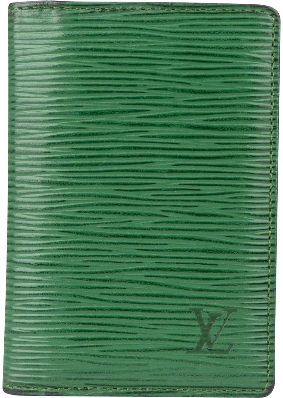 Louis Vuitton Louis Vuitton Green Epi Leather Cardholder Groen