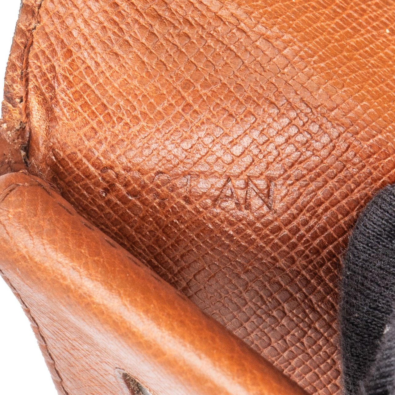 Louis Vuitton Louis Vuitton Canvas Monogram Cardholder Bruin