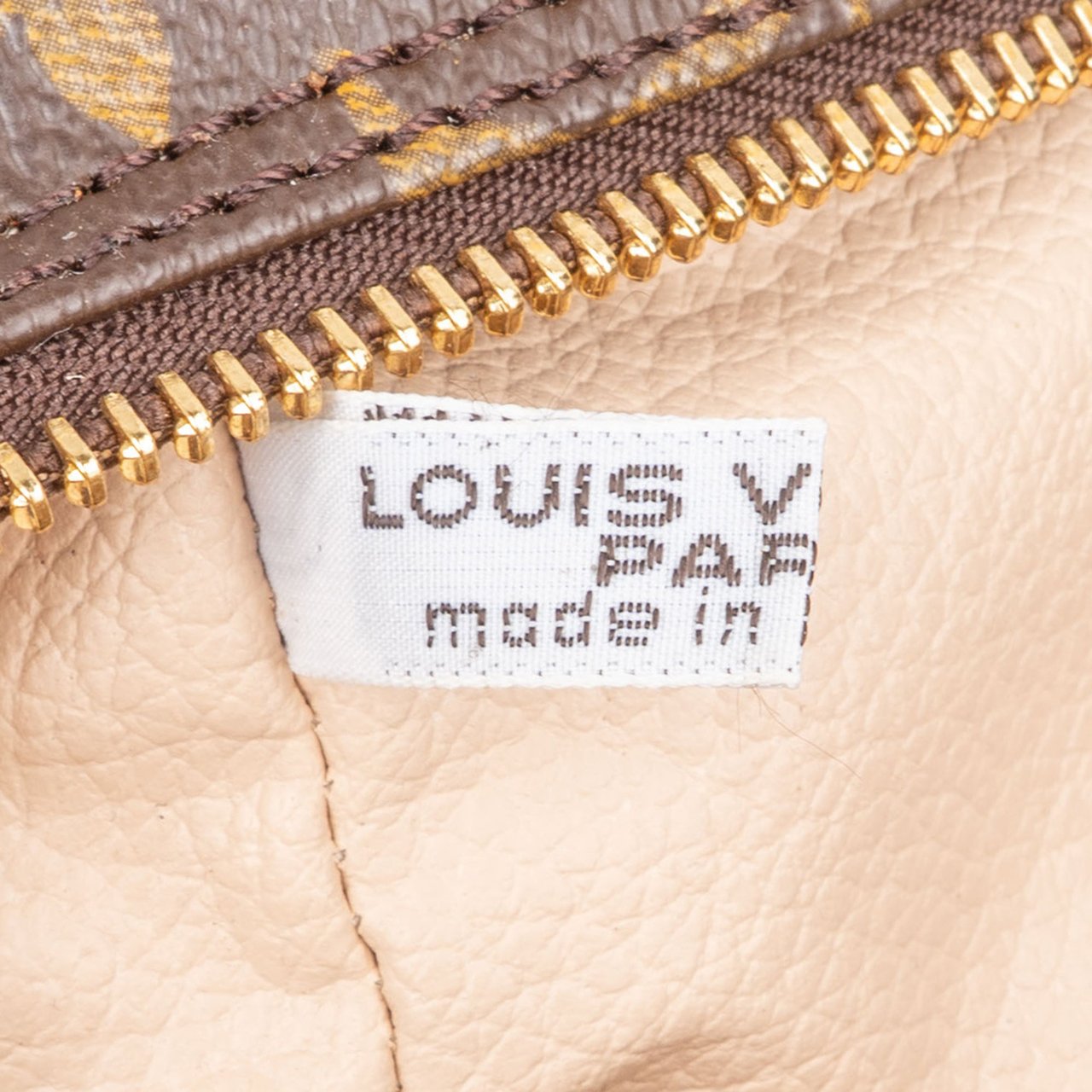 Louis Vuitton Louis Vuitton Canvas Monogram Trousse Toilette 28 Clutch Bruin