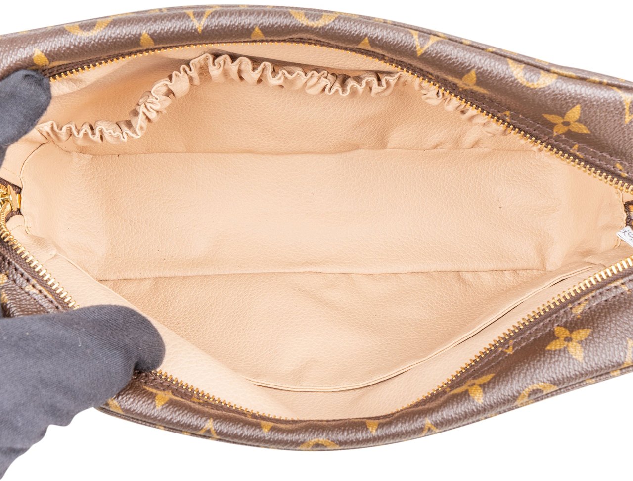 Louis Vuitton Louis Vuitton Canvas Monogram Trousse Toilette 28 Clutch Bruin