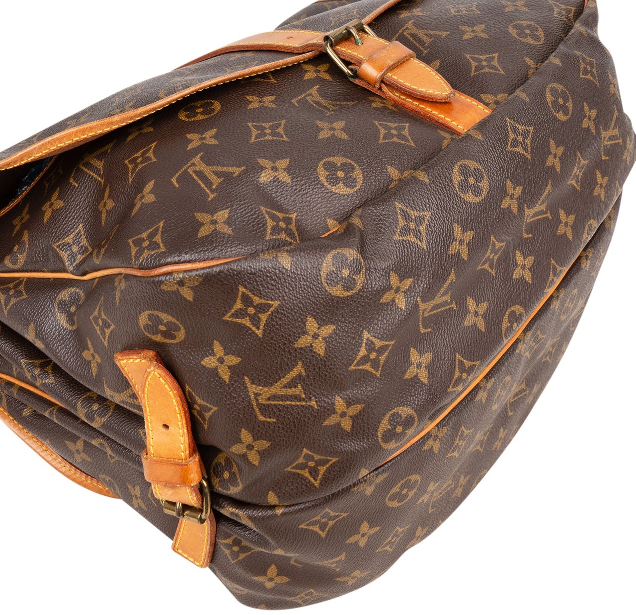 Louis Vuitton Louis Vuitton Canvas Monogram Saumur 35 Crossbody Bag Bruin