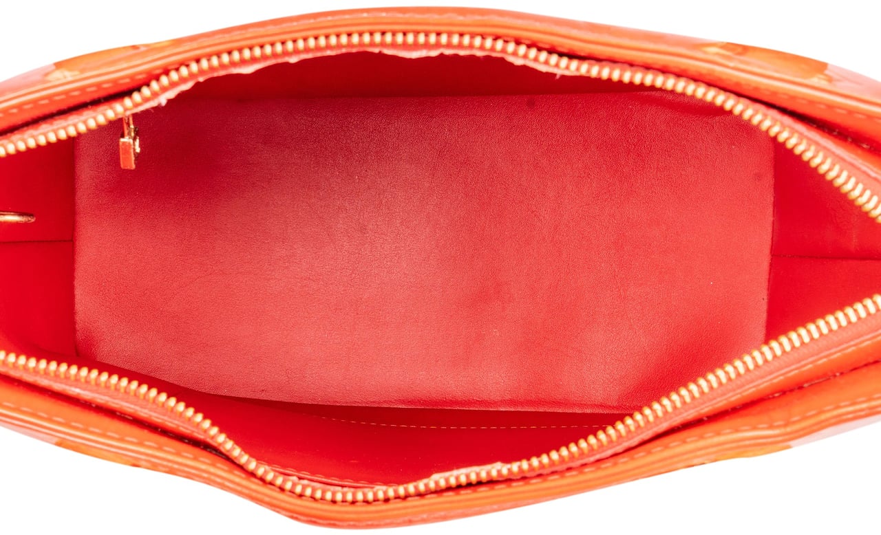 Louis Vuitton Louis Vuitton Vernis Monogram Houston Handbag Rood