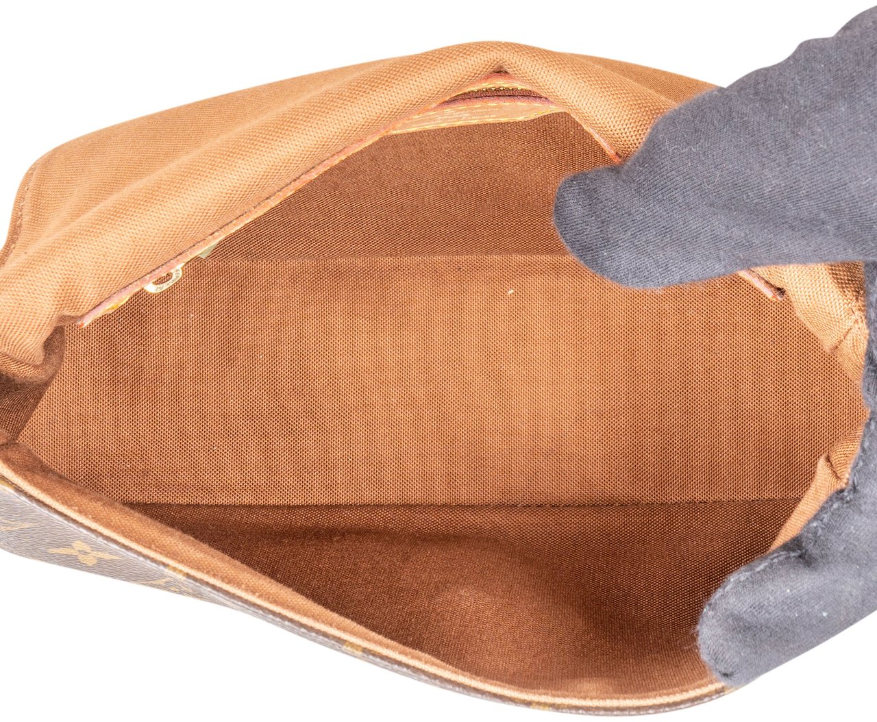 Louis Vuitton Louis Vuitton Canvas Monogram Looping PM Shoulder Bag Bruin