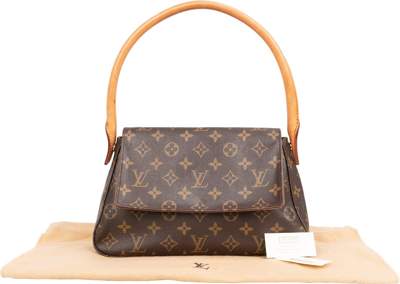 Louis Vuitton Louis Vuitton Canvas Monogram Looping PM Shoulder Bag Bruin