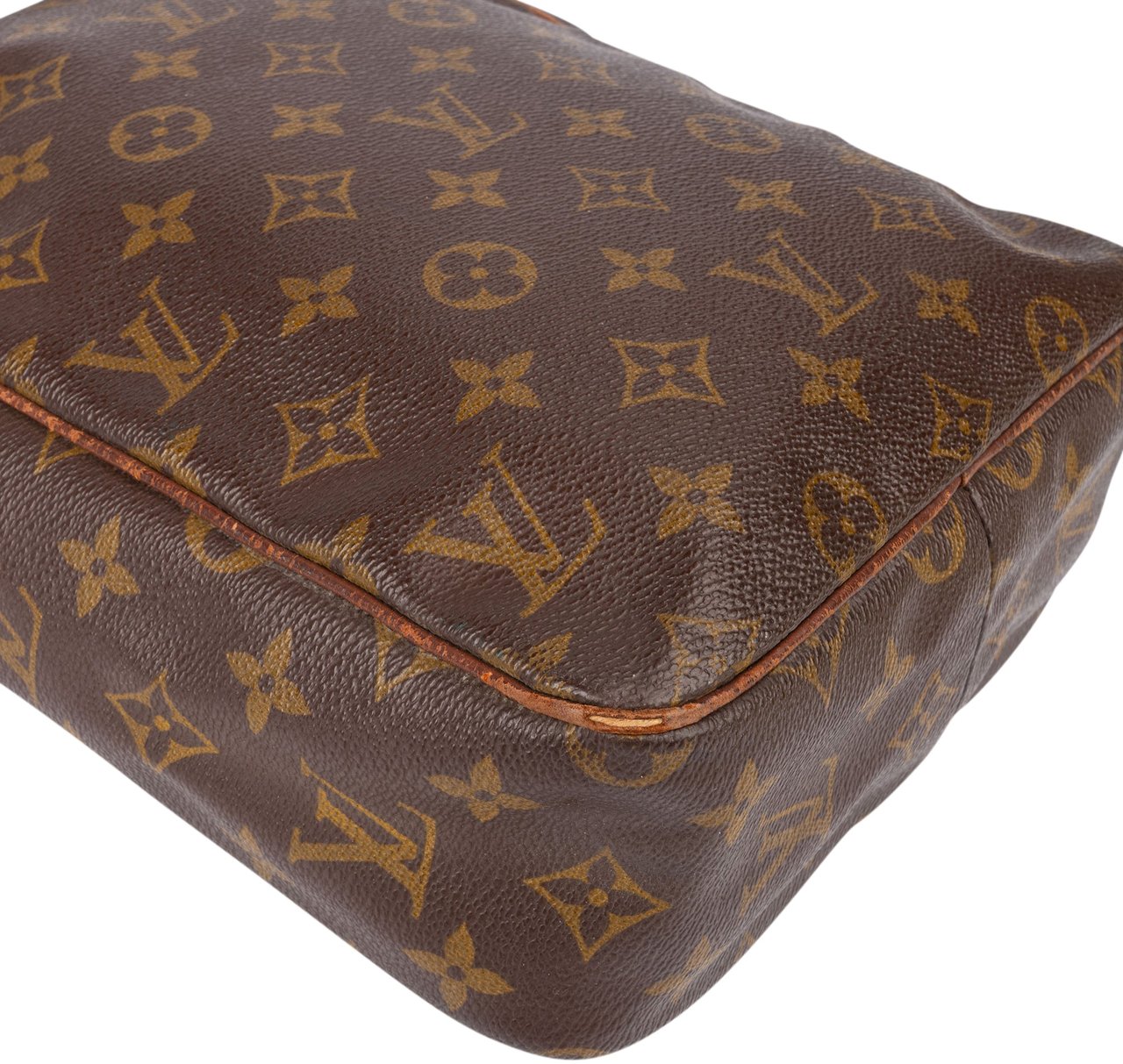 Louis Vuitton Louis Vuitton Canvas Monogram Marceau Crossbody Bag Bruin