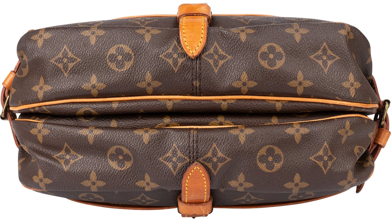 Louis Vuitton Louis Vuitton Canvas Monogram Saumur 30 Crossbody Bag Bruin