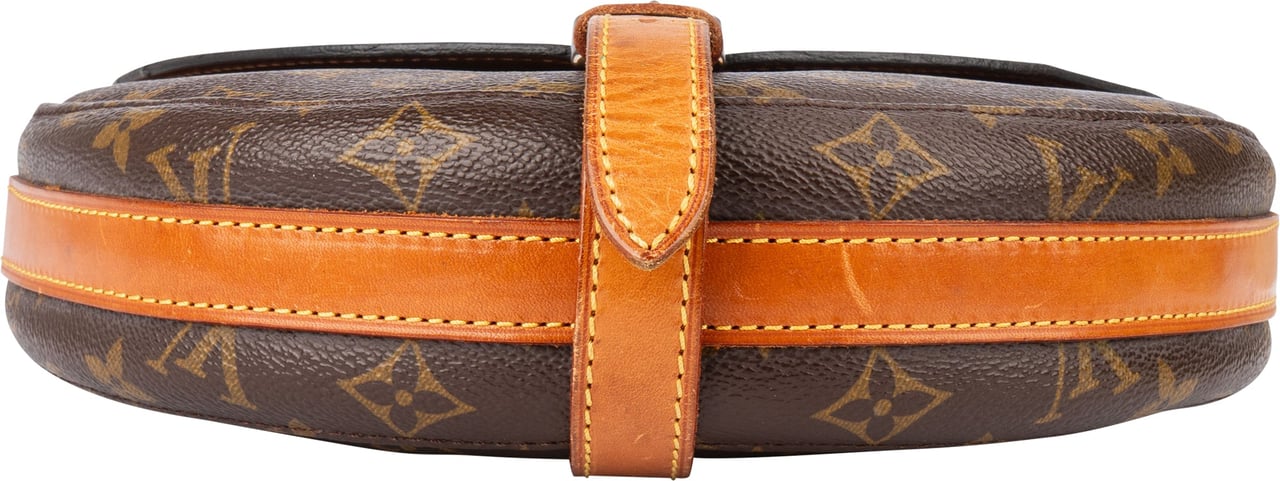 Louis Vuitton Louis Vuitton Canvas Monogram Chantilly GM Crossbody Bag Bruin