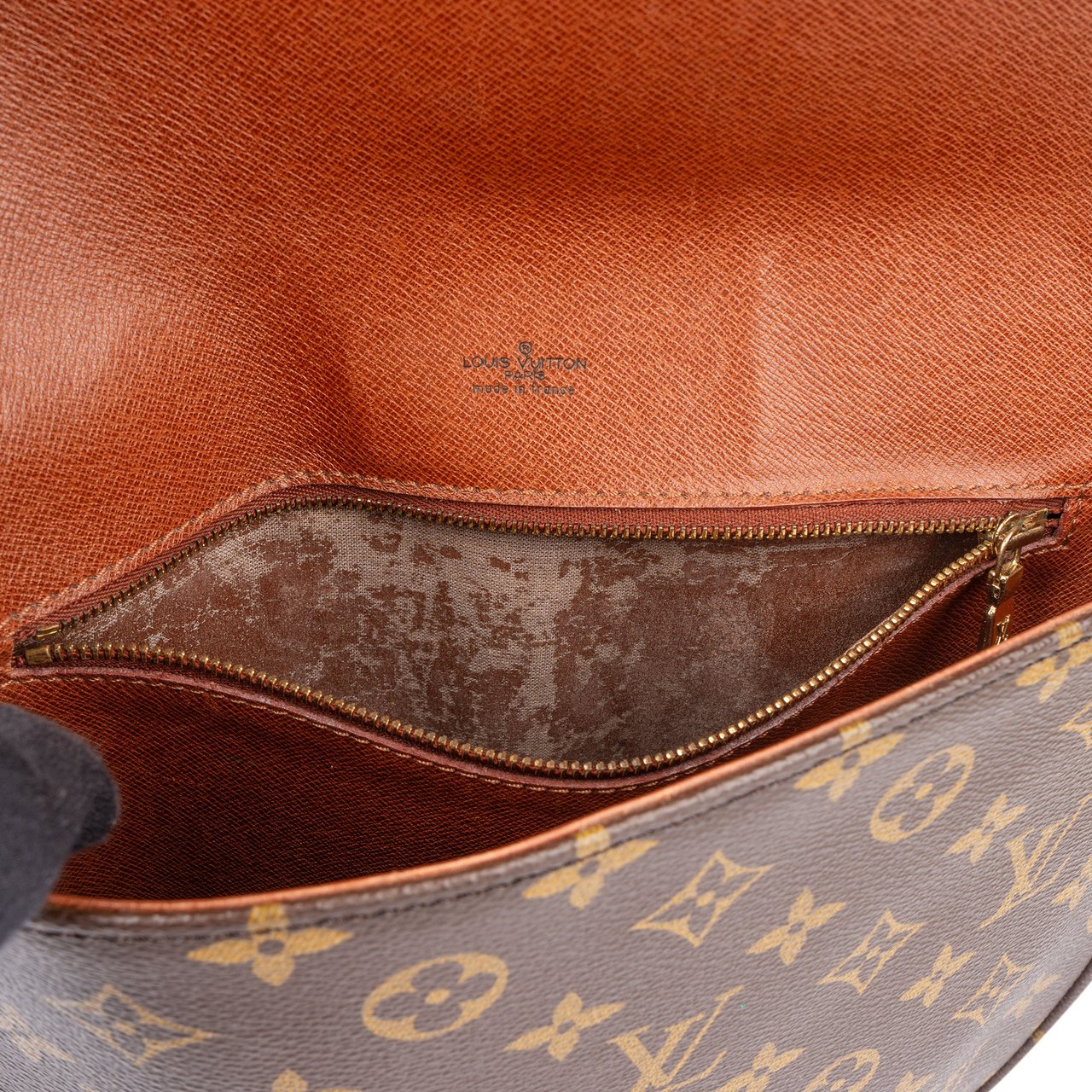 Louis Vuitton Louis Vuitton Canvas Monogram Chantilly GM Crossbody Bag Bruin