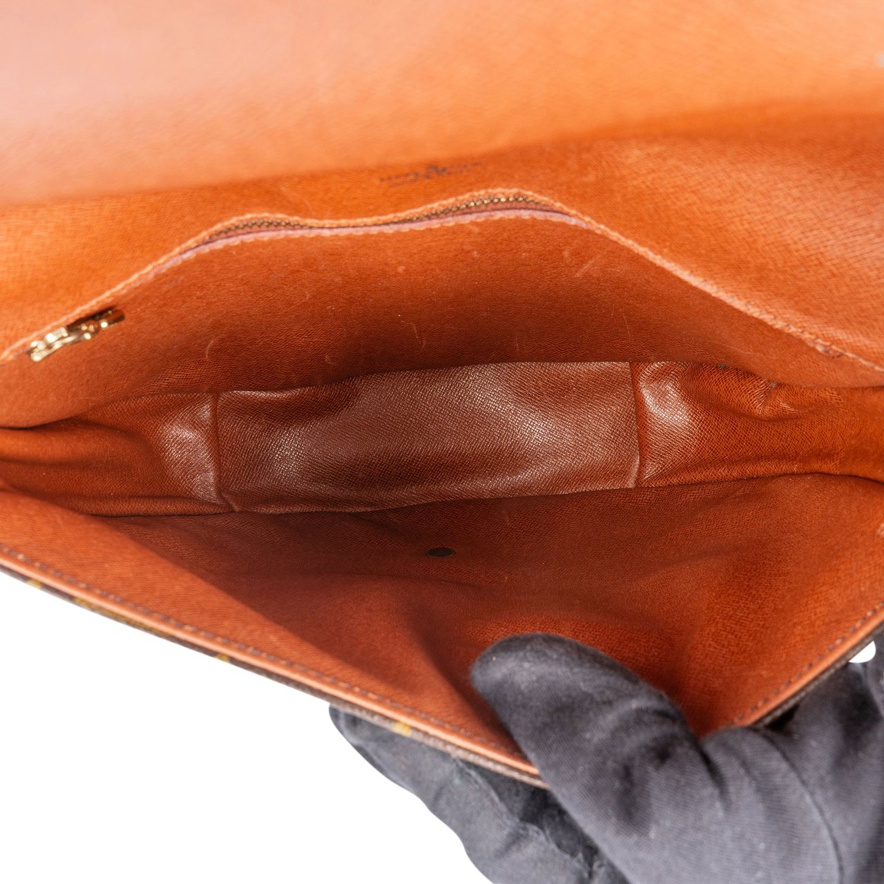 Louis Vuitton Louis Vuitton Canvas Monogram Chantilly GM Crossbody Bag Bruin