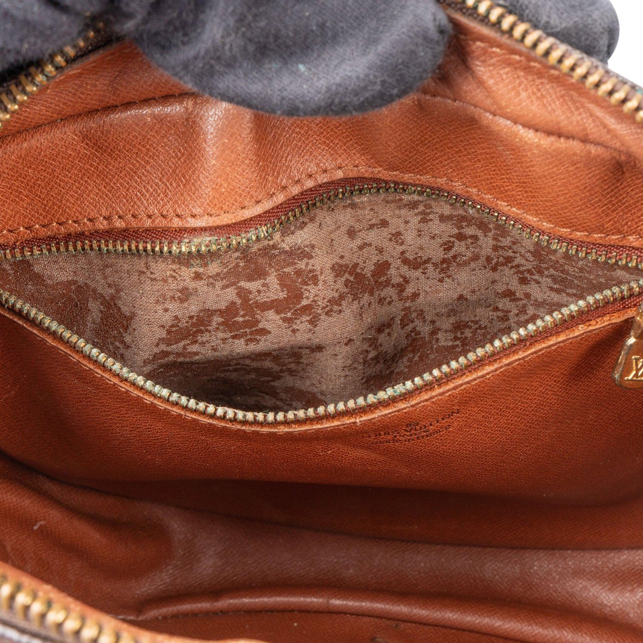 Louis Vuitton Louis Vuitton Canvas Monogram Jeune Fille GM Crossbody Bag Bruin