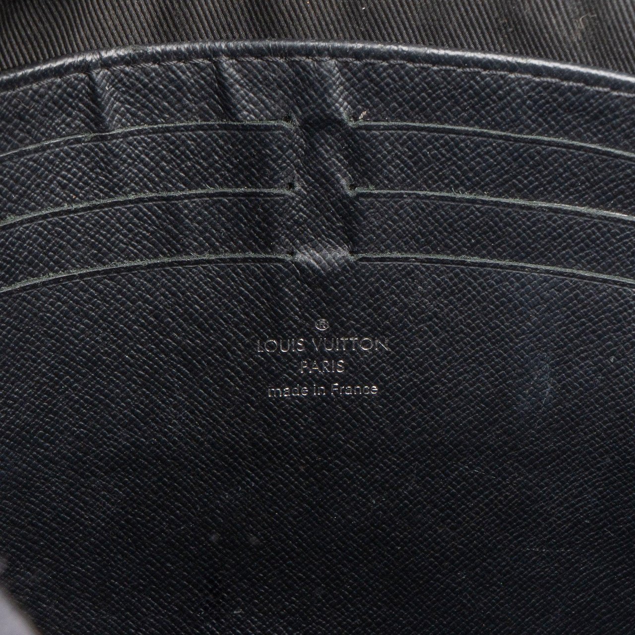 Louis Vuitton Louis Vuitton Canvas Eclipse Monogram Clutch Zwart