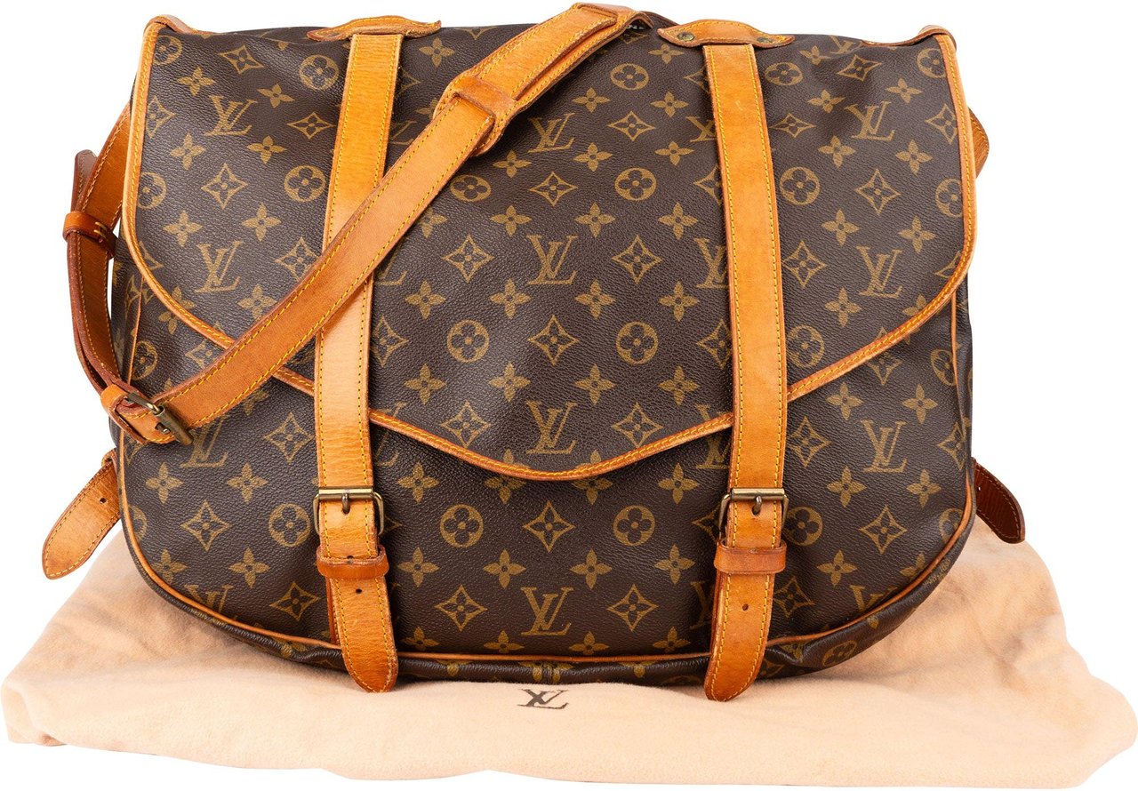 Louis Vuitton Louis Vuitton Canvas Monogram Saumur 43 Crossbody Bag Bruin