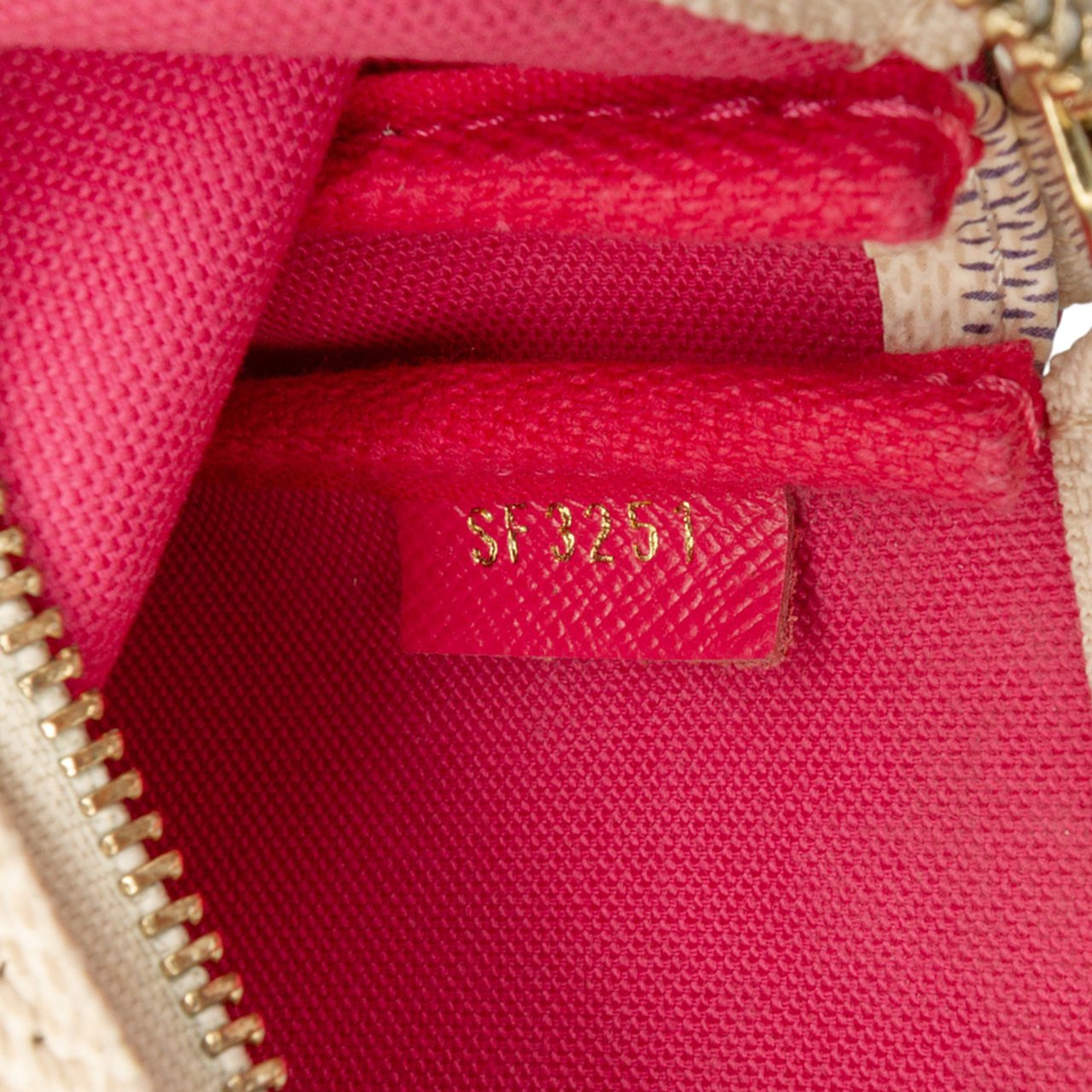 Louis Vuitton Damier Azur Animation Hollywood Mini Pochette Accessoires Wit