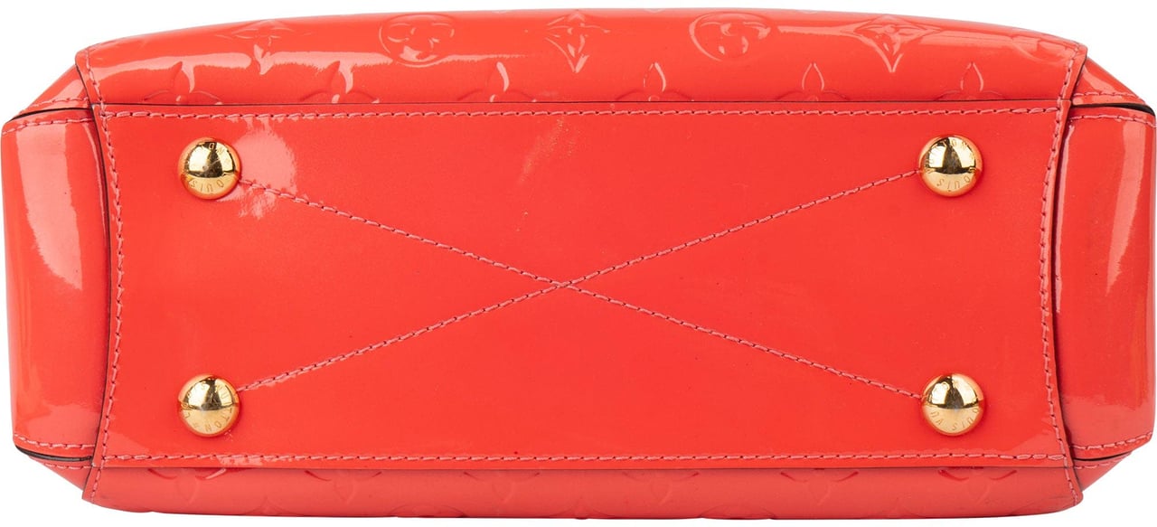 Louis Vuitton Louis Vuitton Poppy Vernis Monogram Montaigne BB Handbag Rood