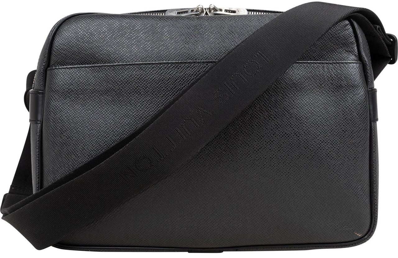 Louis Vuitton Louis Vuitton Taiga Leather Messenger Reporter PM Crossbody Bag Zwart