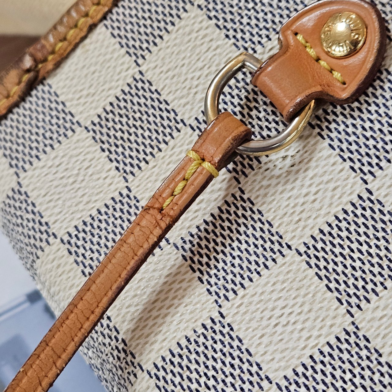 Louis Vuitton Louis Vuitton Damier Azur Monogram Neverfull MM Shopper Handbag Wit