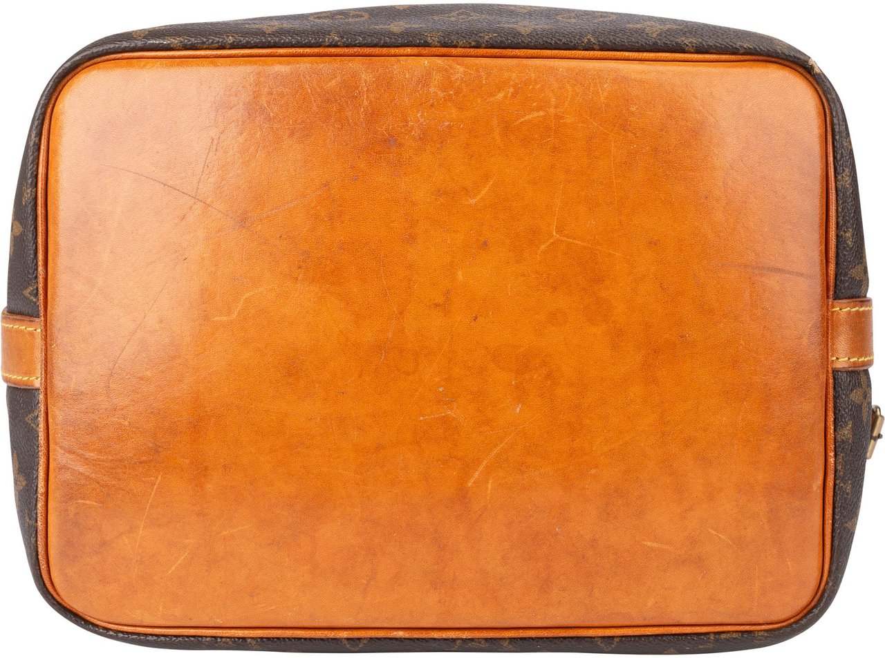 Louis Vuitton Louis Vuitton Canvas Monogram Sac Noe Petit Shoulder Bag Bruin