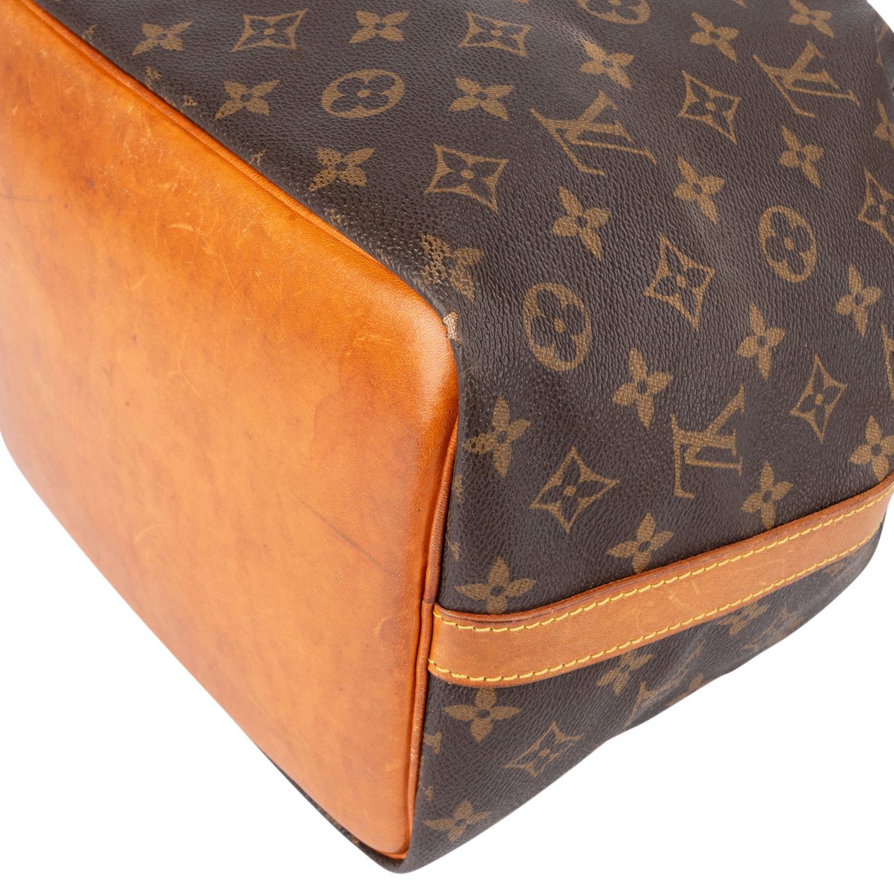 Louis Vuitton Louis Vuitton Canvas Monogram Sac Noe Petit Shoulder Bag Bruin