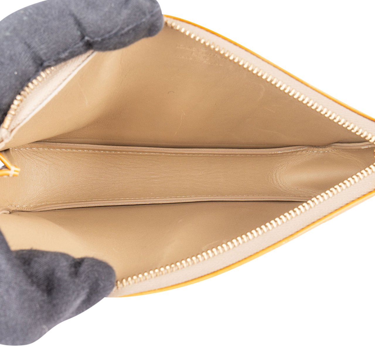 Louis Vuitton Louis Vuitton Vernis Monogram Lexington Pochette Accessoire Shoulder Bag Geel