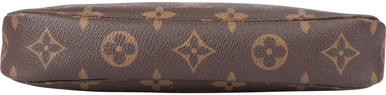 Louis Vuitton Louis Vuitton Canvas Monogram Pochette Accessoire Handbag Bruin