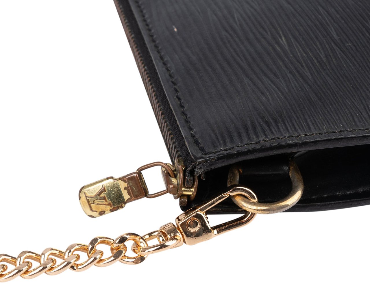 Louis Vuitton Louis Vuitton Noir Epi Leather Pochette Accessoire Shoulder Bag Zwart