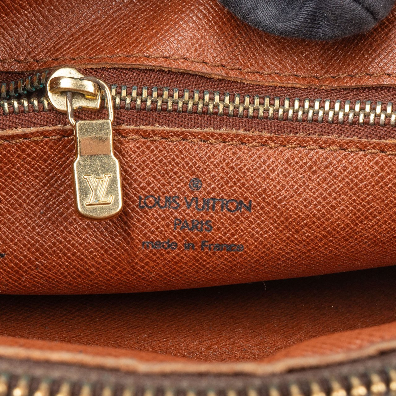 Louis Vuitton Louis Vuitton Canvas Monogram Marly Dragonne Clutch Bruin