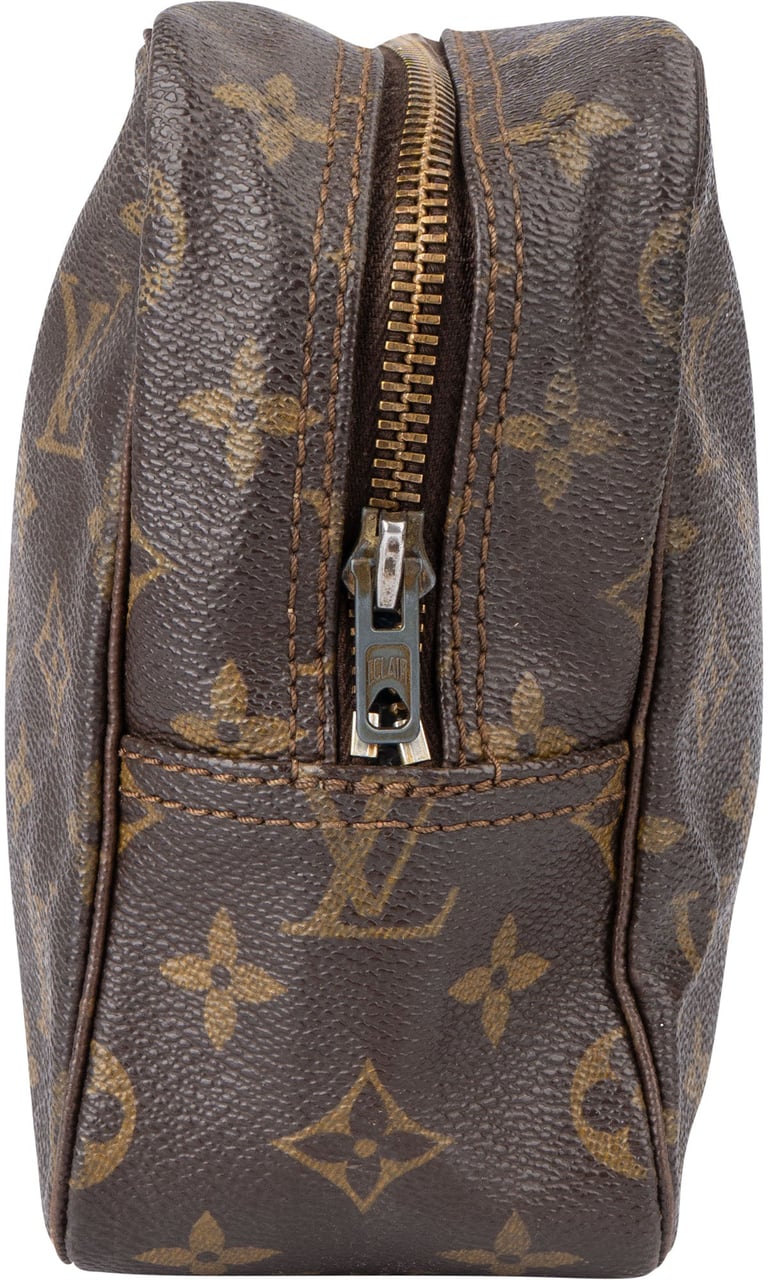 Louis Vuitton Louis Vuitton Canvas Monogram Trousse Toilette 28 Clutch Bruin