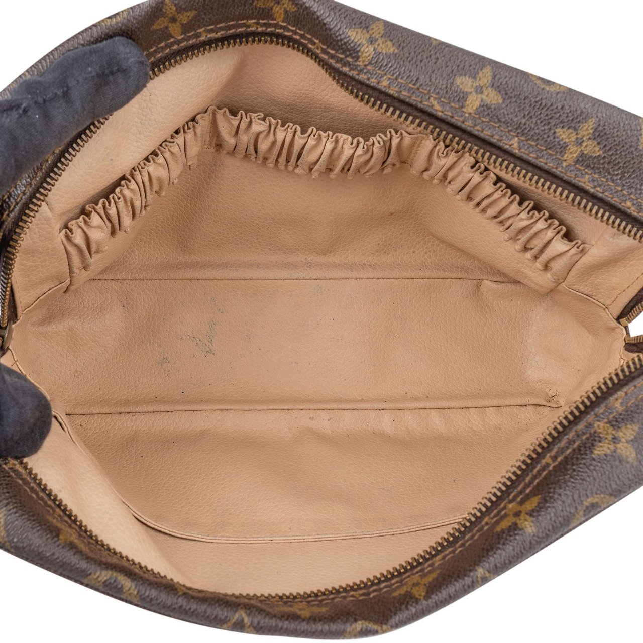 Louis Vuitton Louis Vuitton Canvas Monogram Trousse Toilette 28 Clutch Bruin
