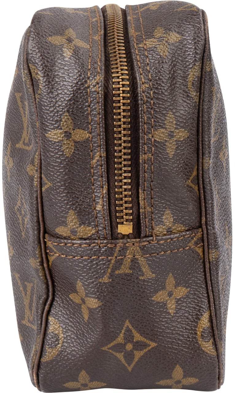Louis Vuitton Louis Vuitton Canvas Monogram Trousse Toilette 28 Clutch Bruin