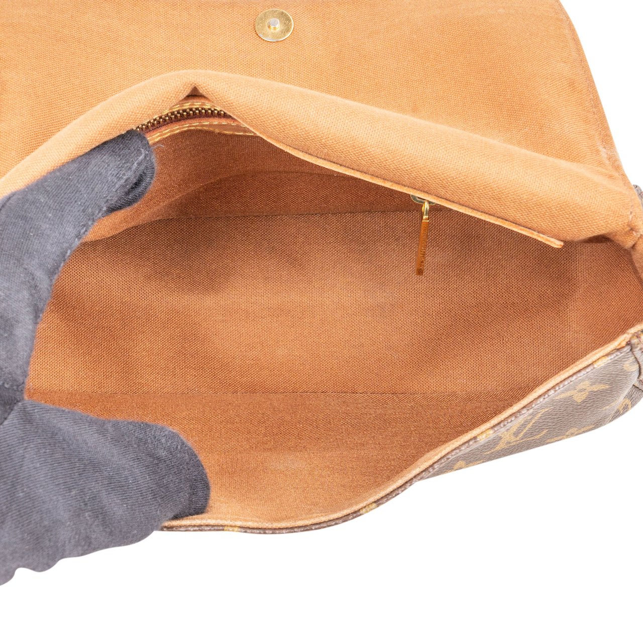 Louis Vuitton Louis Vuitton Canvas Monogram Looping PM Shoulder Bag Bruin