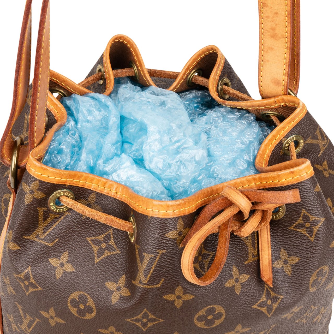 Louis Vuitton Louis Vuitton Canvas Monogram Sac Noe Petit Shoulder Bag Bruin