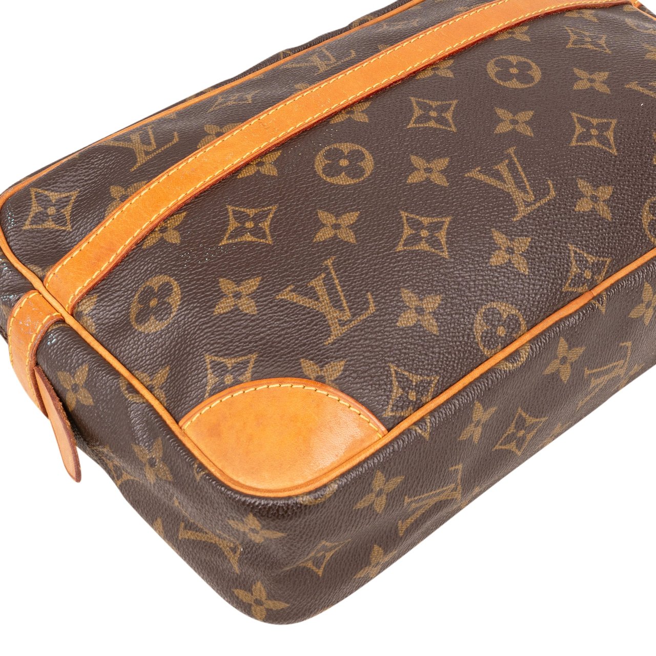 Louis Vuitton Louis Vuitton Canvas Monogram Compiegne 28 Clutch Bruin