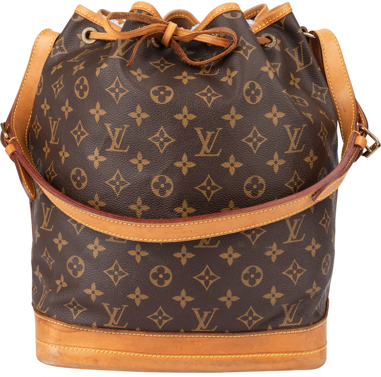 Louis Vuitton Louis Vuitton Canvas Monogram Sac Noe Grande Shoulder Bag Bruin