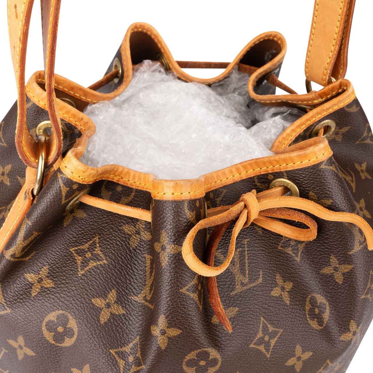 Louis Vuitton Louis Vuitton Canvas Monogram Sac Noe Grande Shoulder Bag Bruin