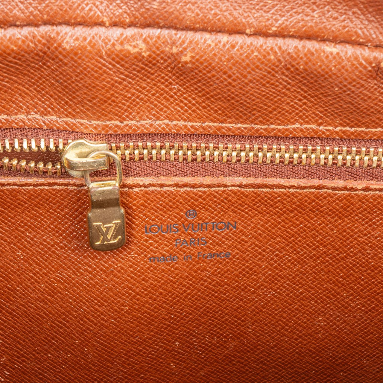 Louis Vuitton Louis Vuitton Canvas Monogram Trocadero 27 Crossbody Bag Bruin