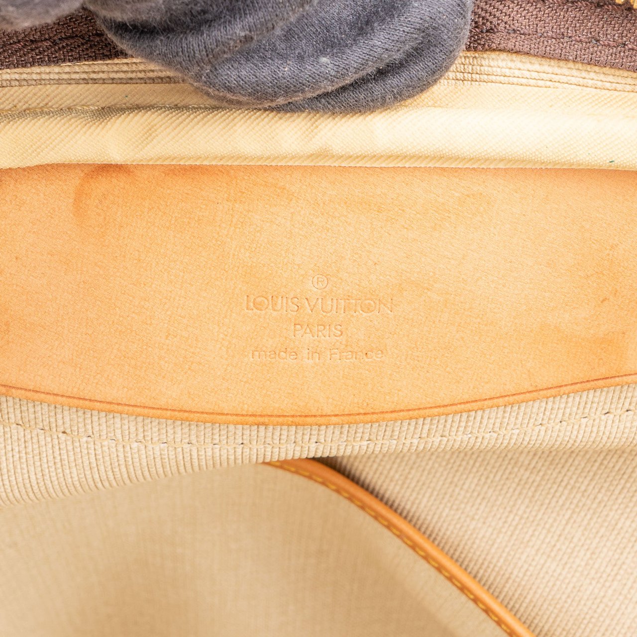 Louis Vuitton Louis Vuitton Canvas Monogram Alize Travel Bag Bruin