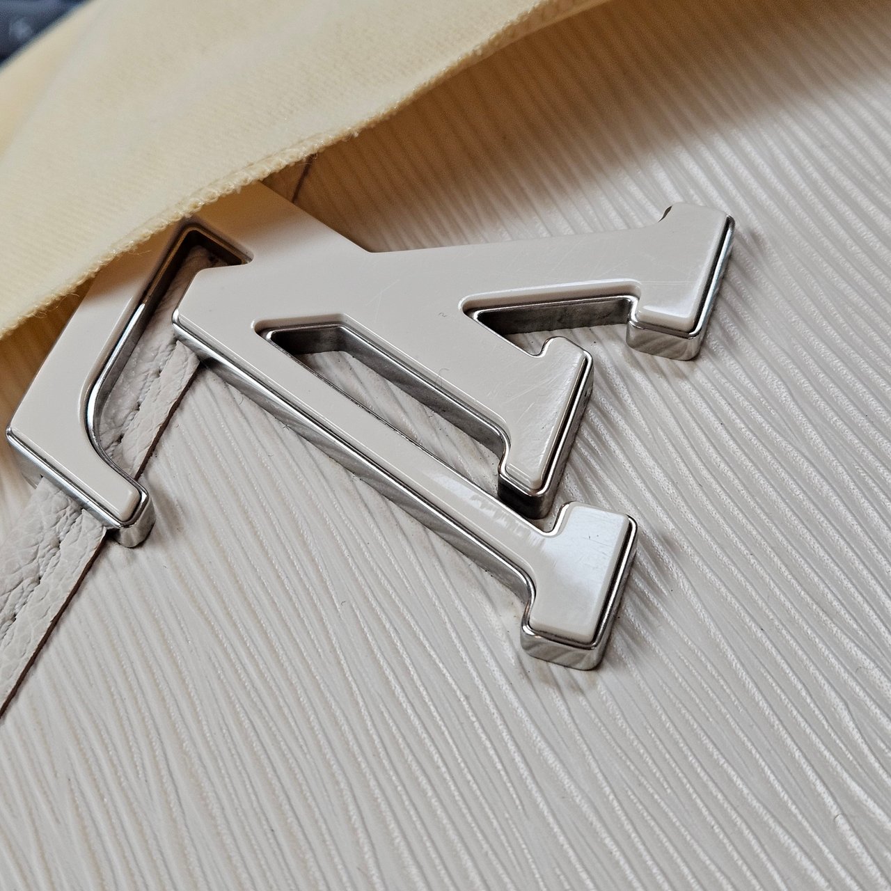 Louis Vuitton Louis Vuitton Epi Leather Buci Crossbody Bag Wit