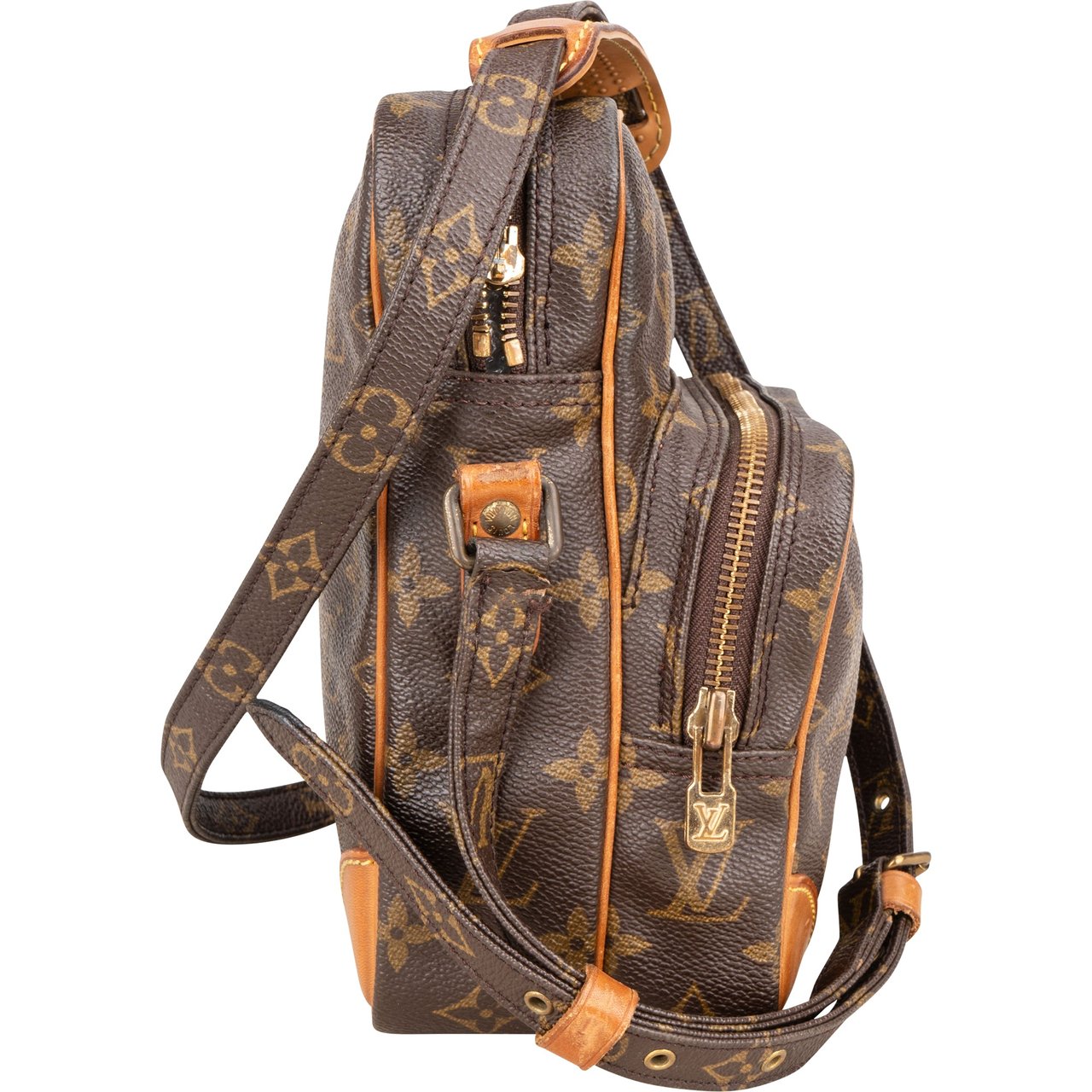 Louis Vuitton Louis Vuitton Canvas Monogram Amazon Crossbody Bag Bruin