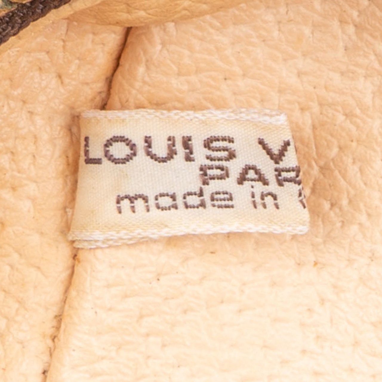 Louis Vuitton Louis Vuitton Canvas Monogram Trousse Toilette 28 Clutch Bruin