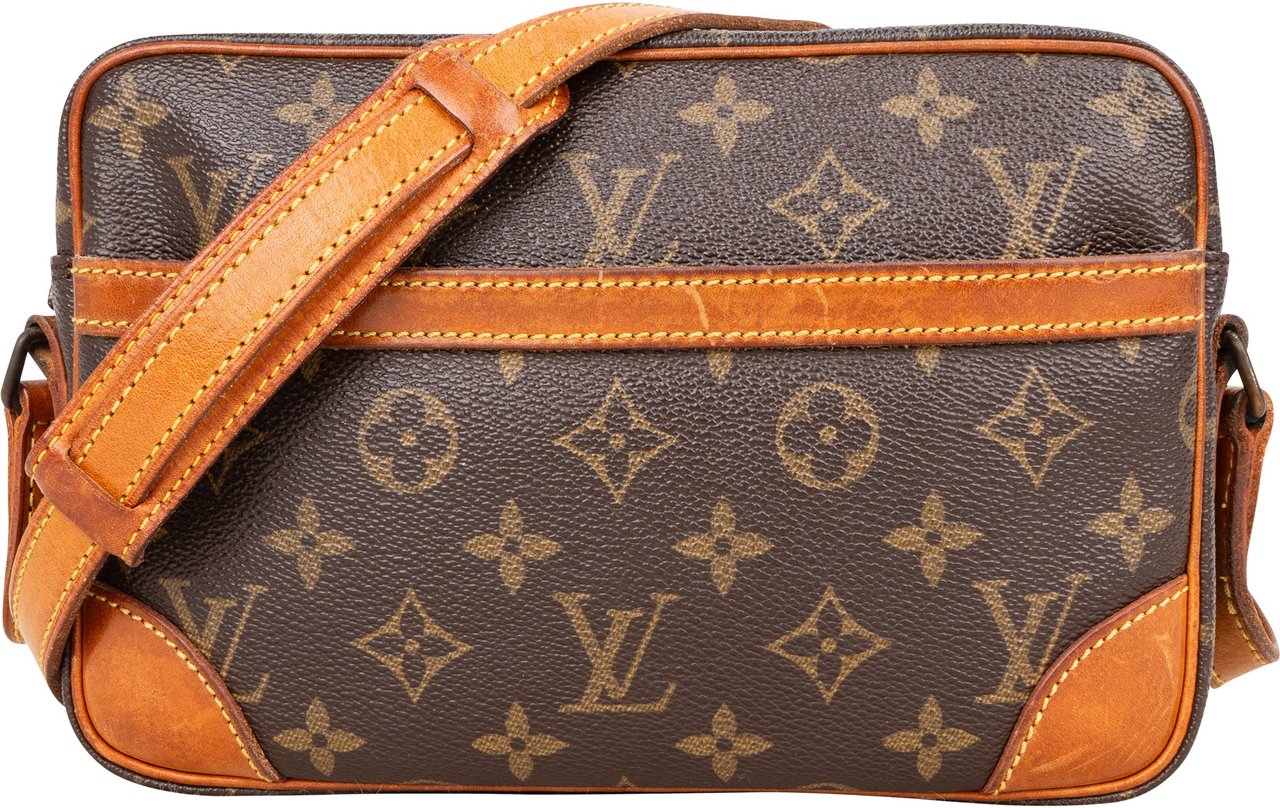 Louis Vuitton Louis Vuitton Canvas Monogram Trocadero 23 Crossbody Bag Bruin