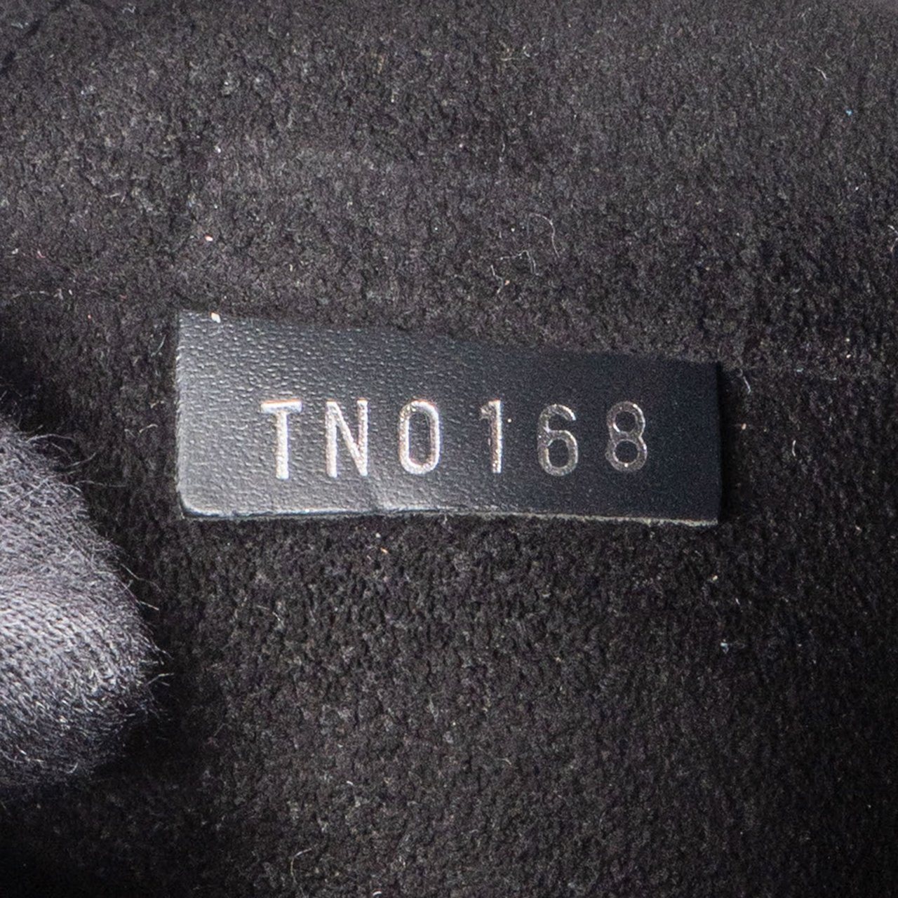 Louis Vuitton Louis Vuitton Noir Epi Leather Laptop Clutch Zwart