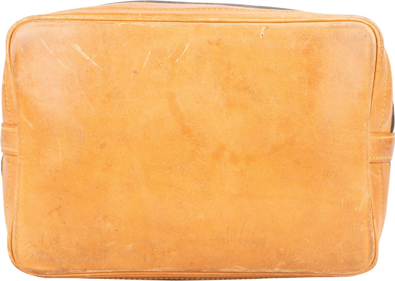 Louis Vuitton Louis Vuitton Canvas Monogram Sac Noe Grande Shoulder Bag Bruin