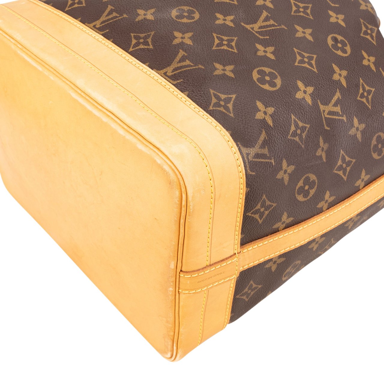Louis Vuitton Louis Vuitton Canvas Monogram Sac Noe Grande Shoulder Bag Bruin